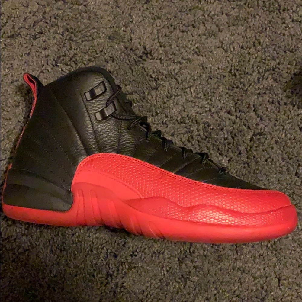 Jordan 12 “Flu Game” 2016 - Picture 2 of 4